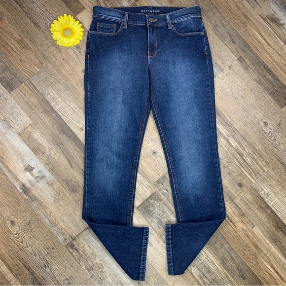 Mott & Bow Slim Boyfriend Ridge Jeans Size 27